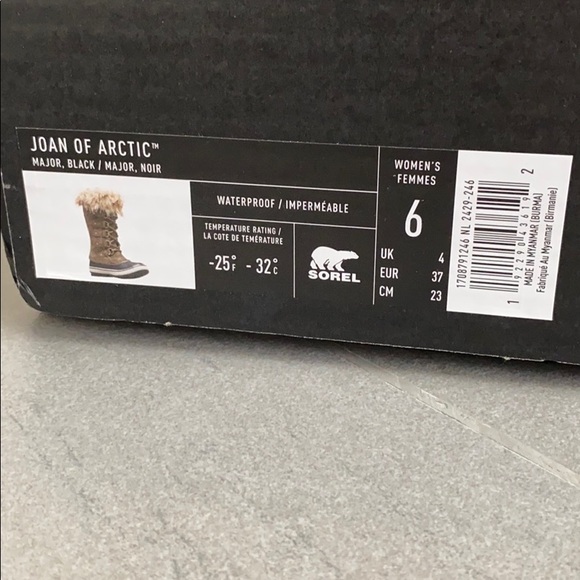 Joan of Artic Sorel Boots - Picture 2 of 5